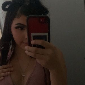 Meet your Posher, Daniela